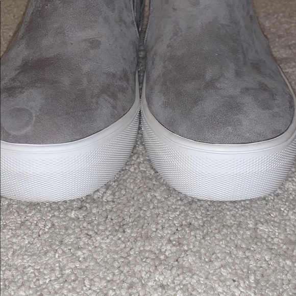 Steve Madden Slip-Ons - Picture 4 of 4